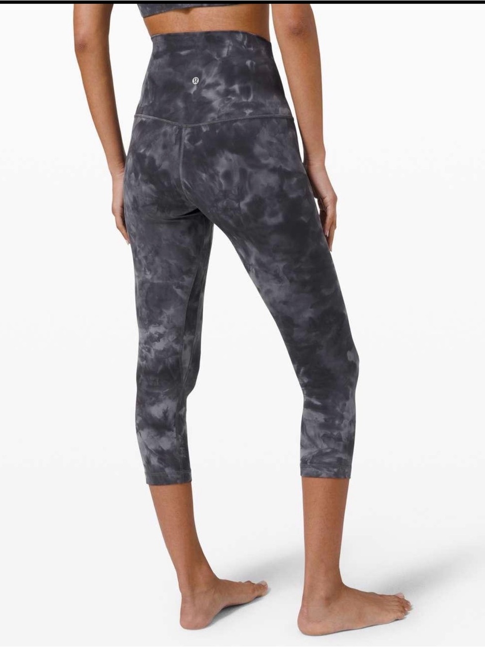 Lululemon athletica Align crops dark gray/ black tie 21”